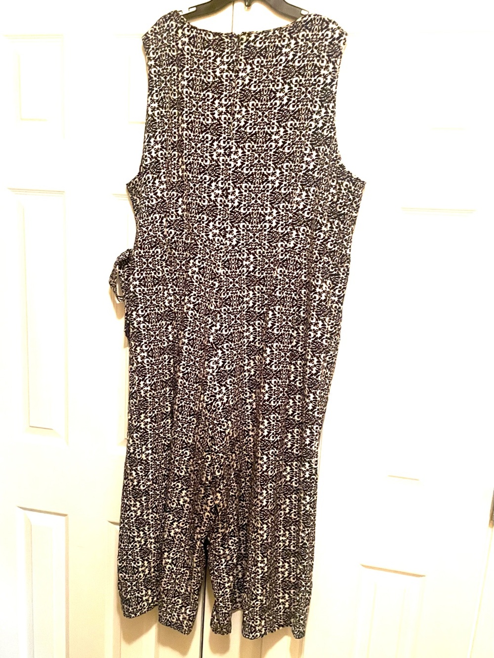 Cato Woman Blue & Cream Print Wide Leg Romper Jumpsuit Buckle Accent Plus Sz 24W - Picture 3 of 13